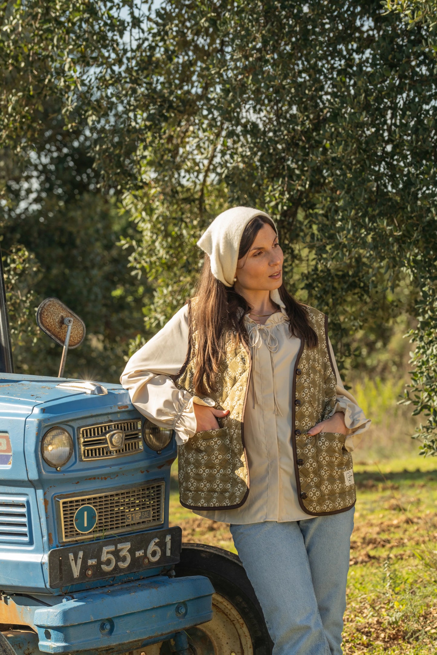 BLUSA BEGE LAÇO COLARINHO AURORA